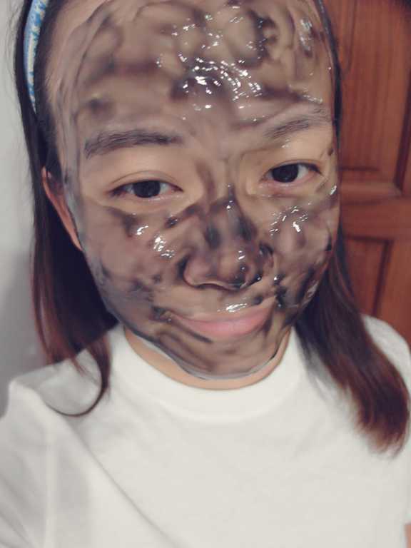 妍霓絲極淨透碳深層喚白黑凍膜