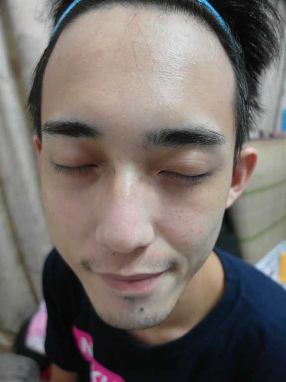 妍霓絲極淨透碳深層喚白黑凍膜