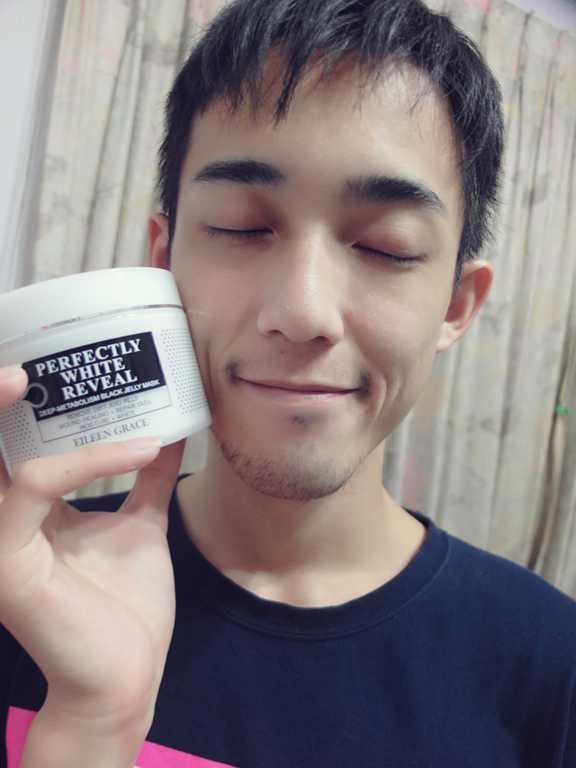 妍霓絲極淨透碳深層喚白黑凍膜