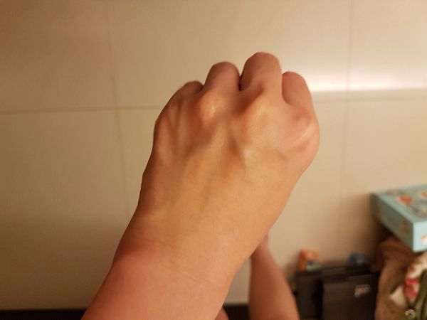  CENLIS聖黎詩淨白無瑕精華液