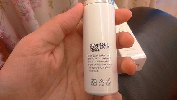  CENLIS聖黎詩淨白無瑕精華液