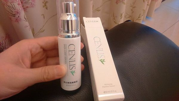  CENLIS聖黎詩淨白無瑕精華液