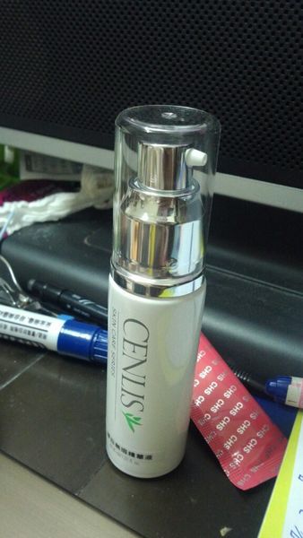  CENLIS聖黎詩淨白無瑕精華液