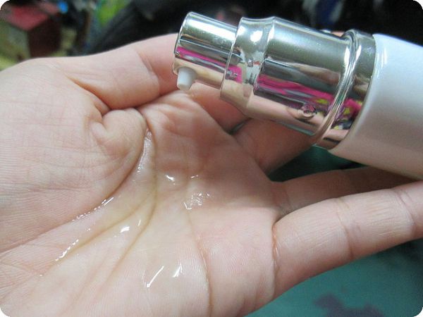  CENLIS聖黎詩淨白無瑕精華液