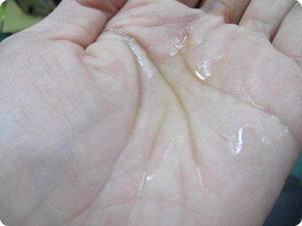  CENLIS聖黎詩淨白無瑕精華液