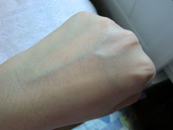  CENLIS聖黎詩淨白無瑕精華液