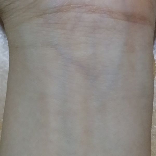  CENLIS聖黎詩淨白無瑕精華液