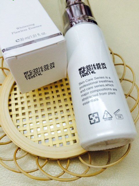  CENLIS聖黎詩淨白無瑕精華液