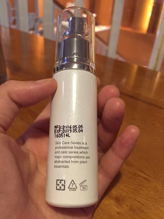  CENLIS聖黎詩淨白無瑕精華液