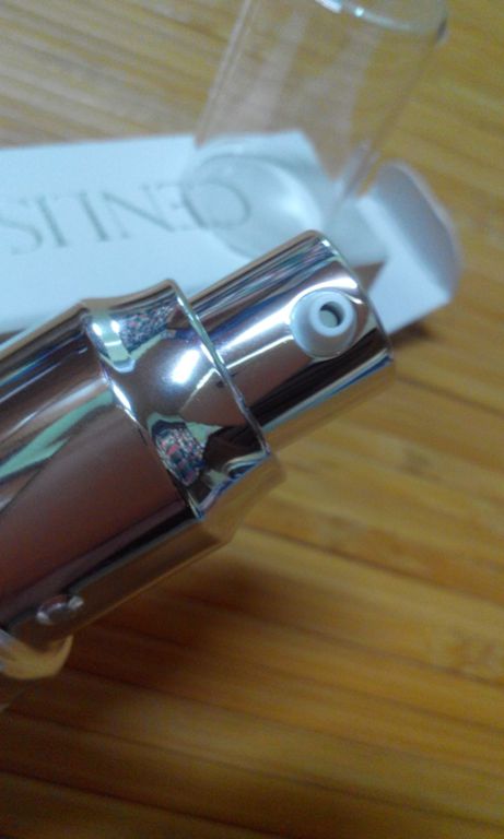  CENLIS聖黎詩淨白無瑕精華液