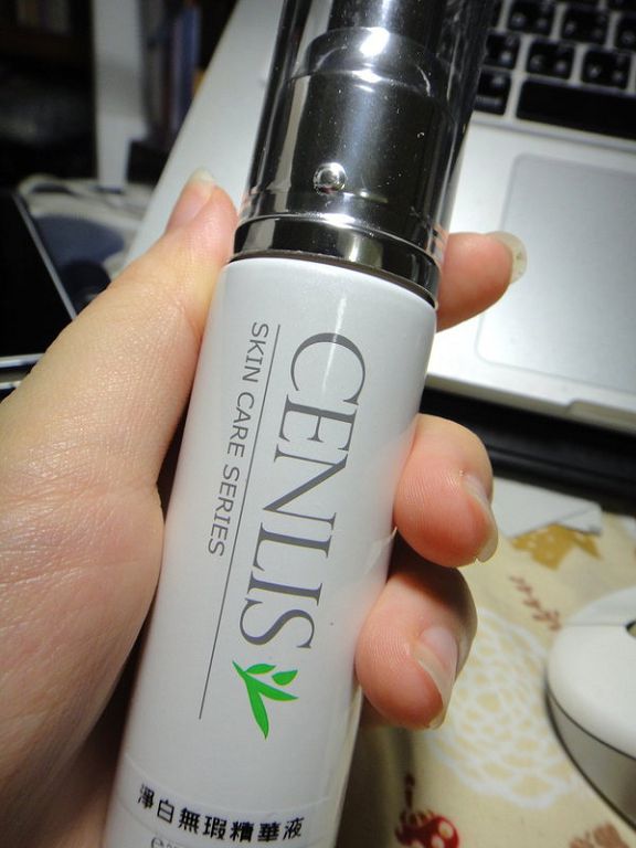 女人 知己 試用 大隊 CENLIS 聖黎詩 淨白 無瑕 精華液 醫美級 保養 chialo