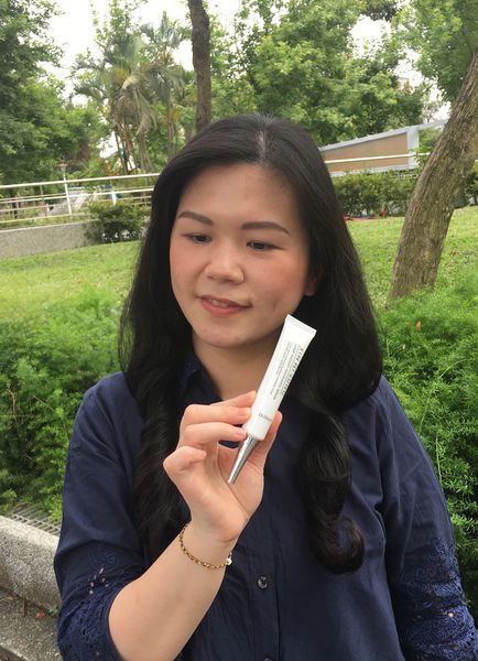 朵璽XIN NI SUNG激光瞬效美白精華