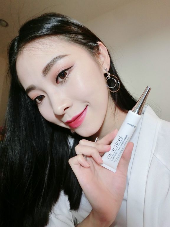 朵璽XIN NI SUNG激光瞬效美白精華