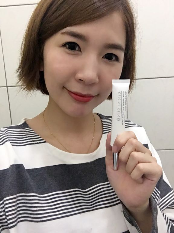 朵璽XIN NI SUNG激光瞬效美白精華