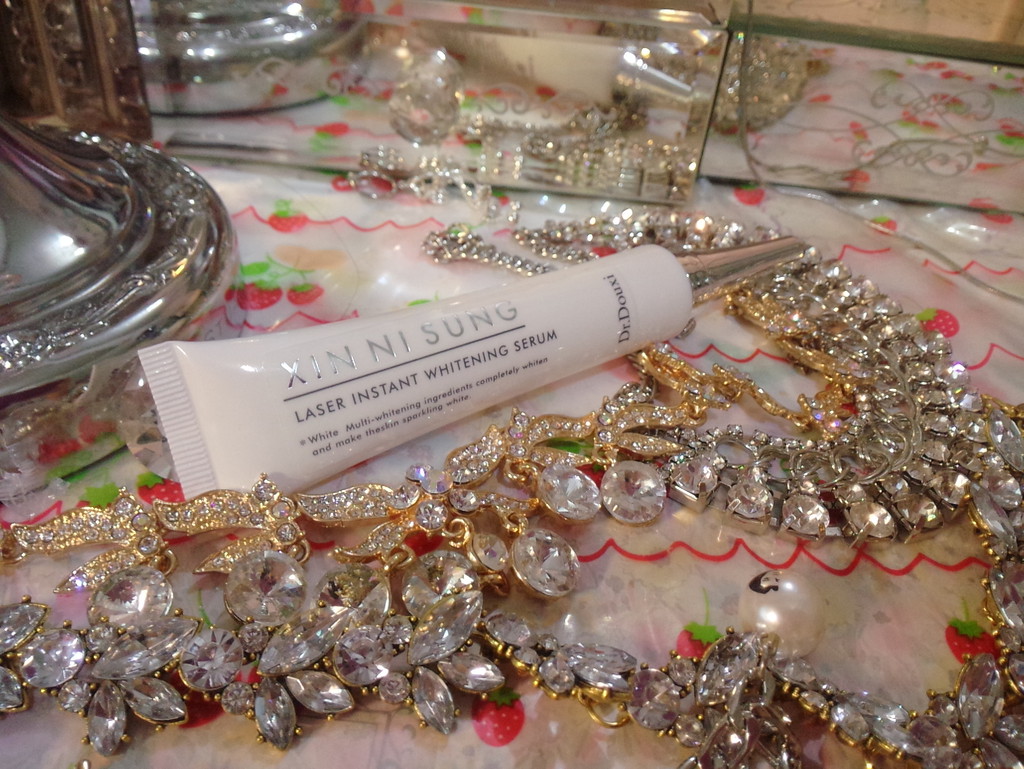 朵璽XIN NI SUNG激光瞬效美白精華