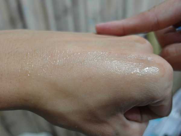 EMIS海泉水仙系列化妝水